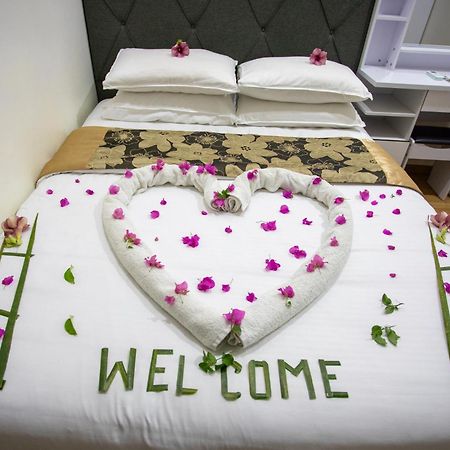 Ihaven Thulusdhoo Hotel Exterior foto