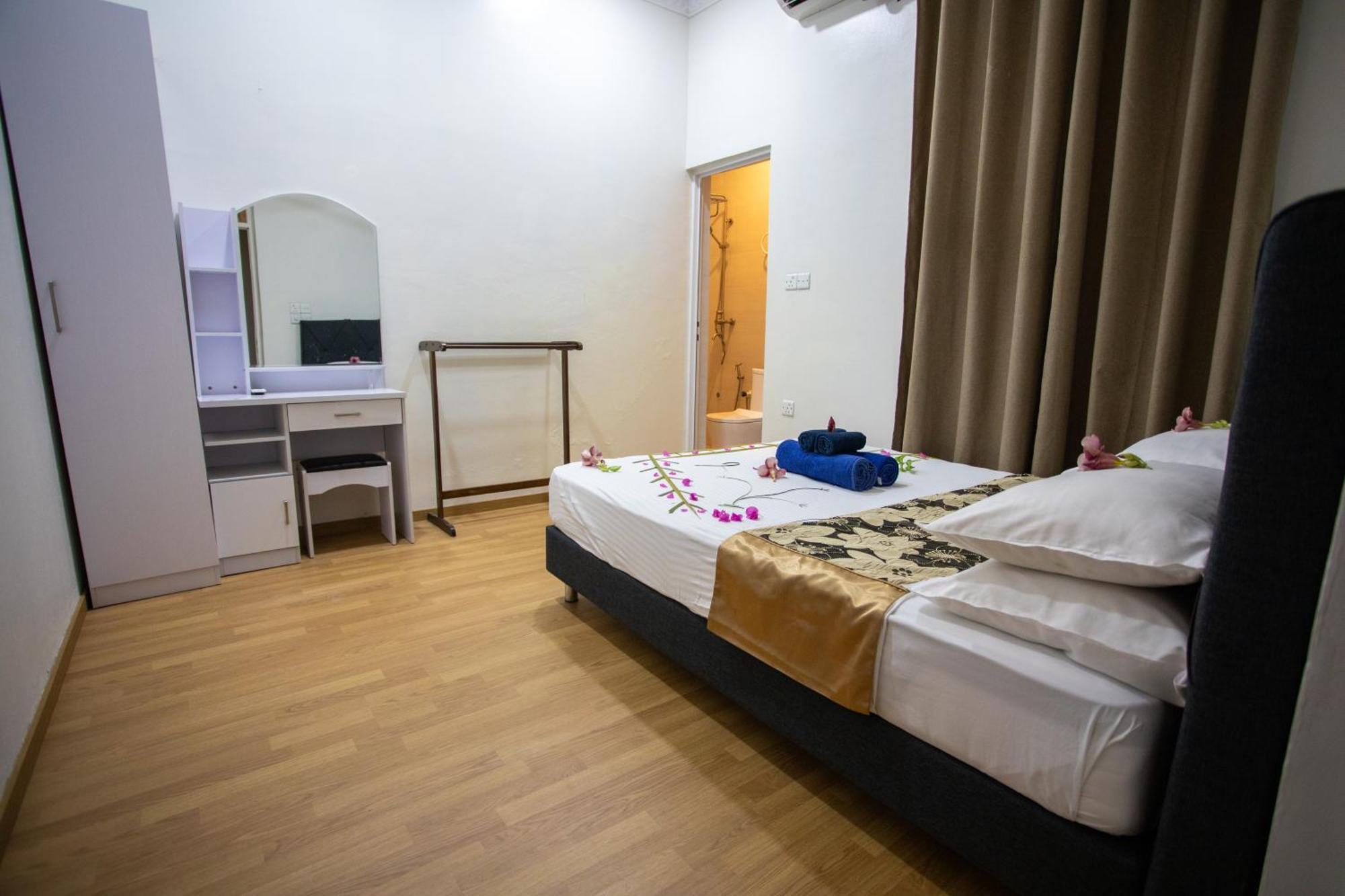 Ihaven Thulusdhoo Hotel Exterior foto